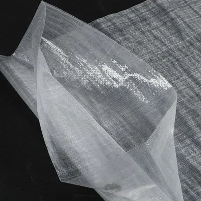 ม้วนผ้าทอ PP โปร่งใส